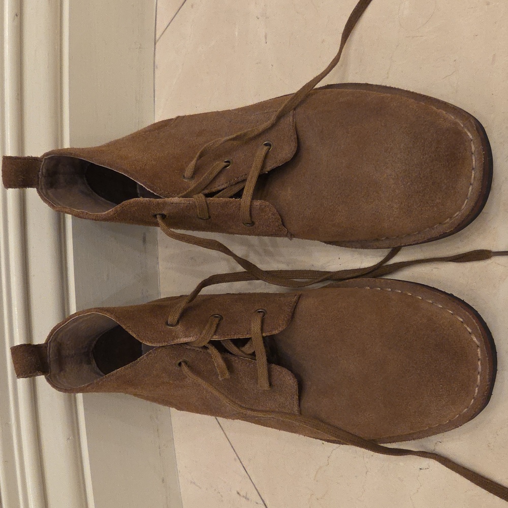 BRAND NEW MEN'S BEIGE SUEDE ANDREW MARC CHUKKA BOOTS BOOTIES SHOES SZ 8.5 $249 - Picture 5 of 8